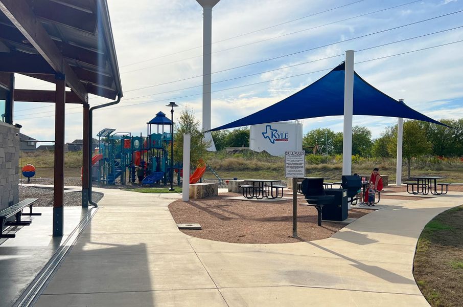 Community amenity available to residents of Crosswinds in Kyle (Image 14).