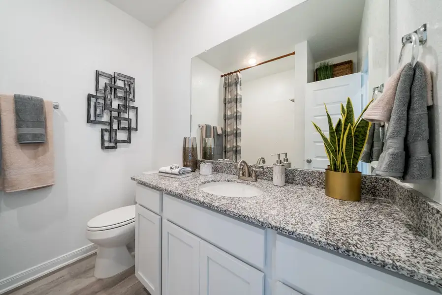 Jordans Ranch - Madison - Secondary Bathroom