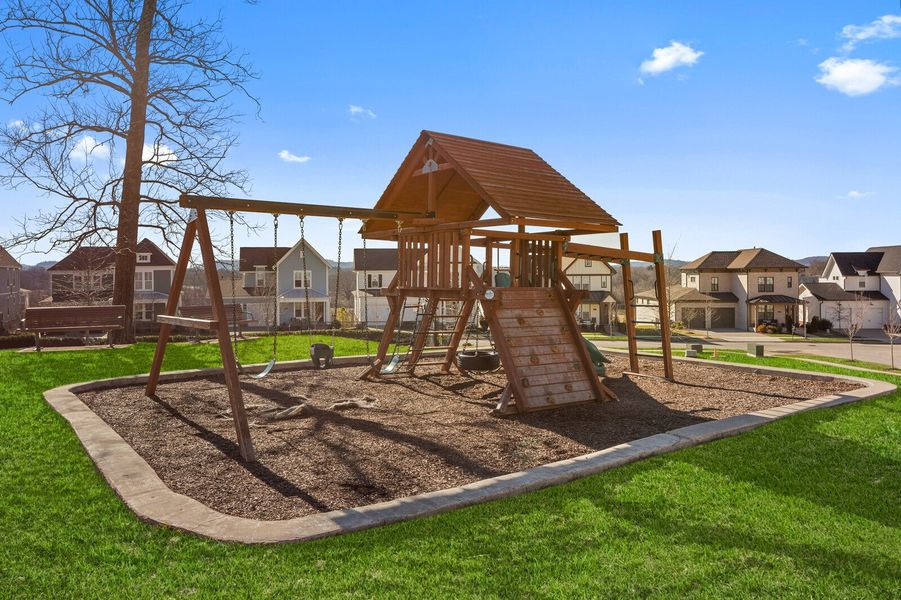 Lockwood Glen New Homes in Franklin, TN. - Slide 13 Lockwood Glen New Homes in Franklin, TN. - Slide 13