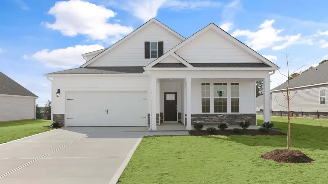 Front exterior of a home in the The Villas at Collinswood community, located in Aberdeen, NC (Image 9).