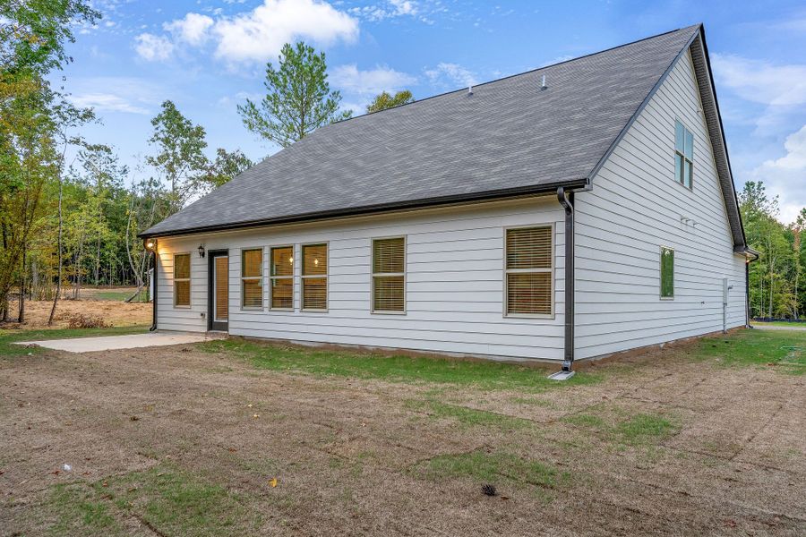 Exterior details of a home in Waters Edge, Mansfield (Image 4).
