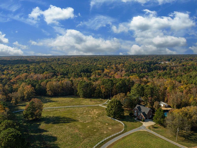 Natural surroundings and green spaces near Foxridge Meadow in Indian Trail, NC (Image 13).