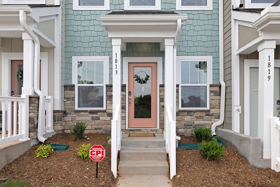 Image 13 of the Ardmore Townhomes community in Winston-Salem, NC.