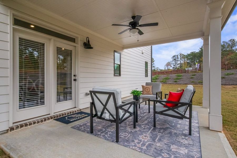 Exterior details of a home in Springside Reserve, Powder Springs (Image 4).