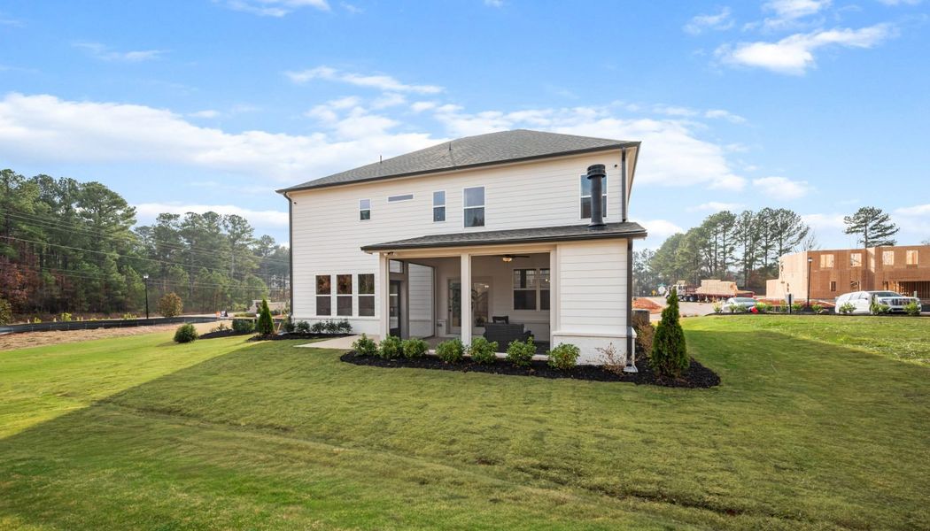 Exterior details of a home in Pinecrest Ridge, Dacula (Image 16).