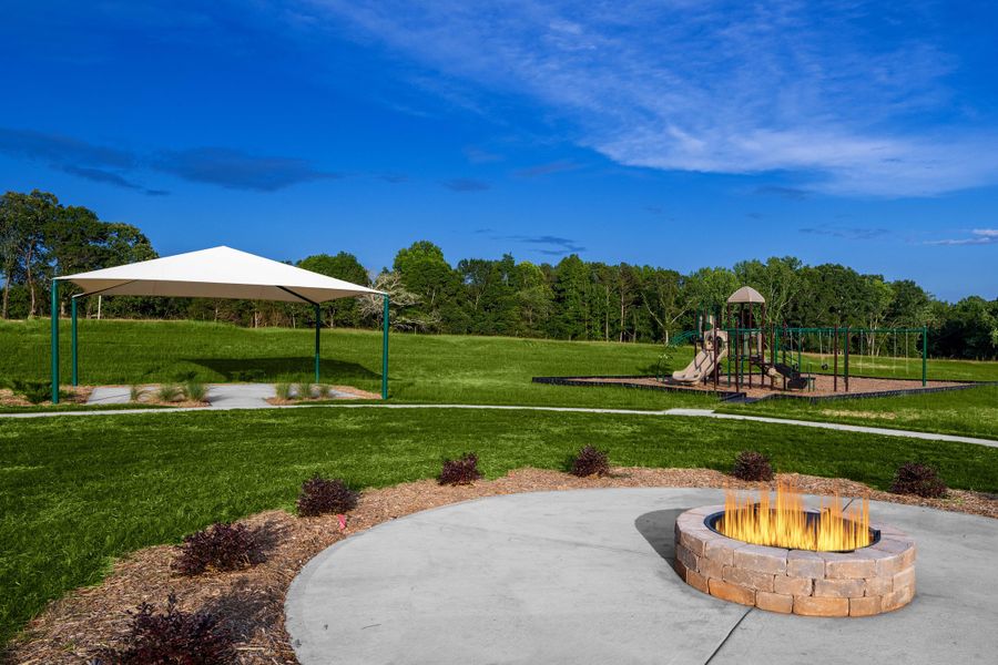 Community amenity available to residents of Village at White Pine in Pendleton (Image 2).