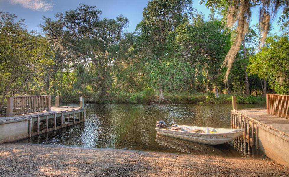 Community amenity available to residents of Live Oak Estates in Orlando (Image 7).