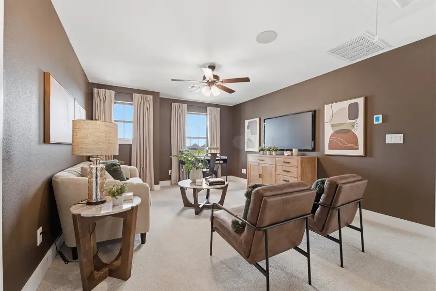 Furnished interior in a model home at Sierra Vista in Rosharon (Image 46). Furnished interior in a model home at Sierra Vista in Rosharon (Image 46).