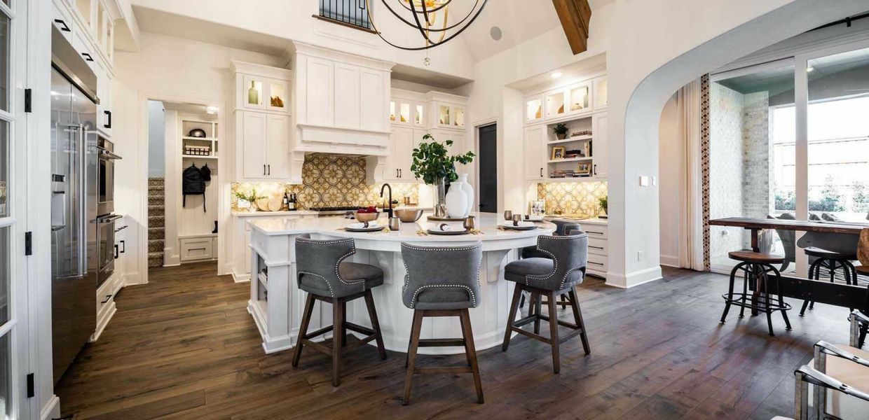 Image 9 of the Edgestone at Legacy 90s community in Frisco, TX.