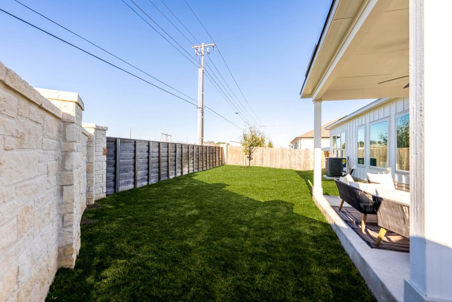Exterior details of a home in Weltner Farms 60’s, New Braunfels (Image 18).