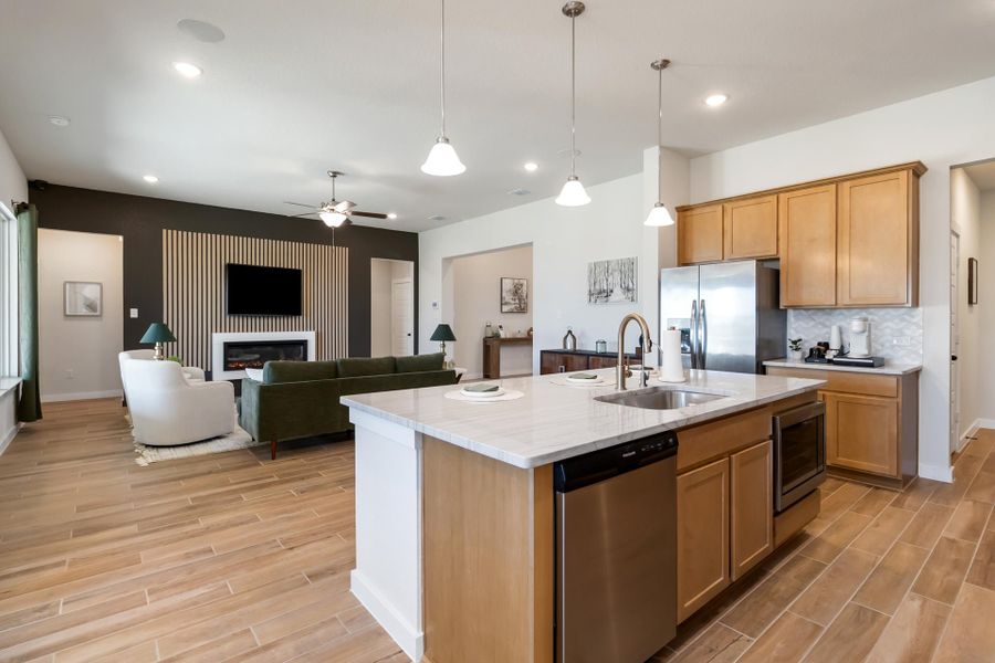 7011 Alamo Estates - Model - Lubbock - Kitchen
