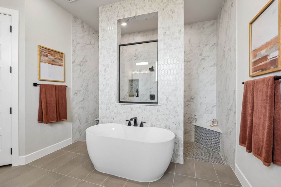 Furnished interior in a model home at Lakeway Estates in Waxahachie (Image 25).