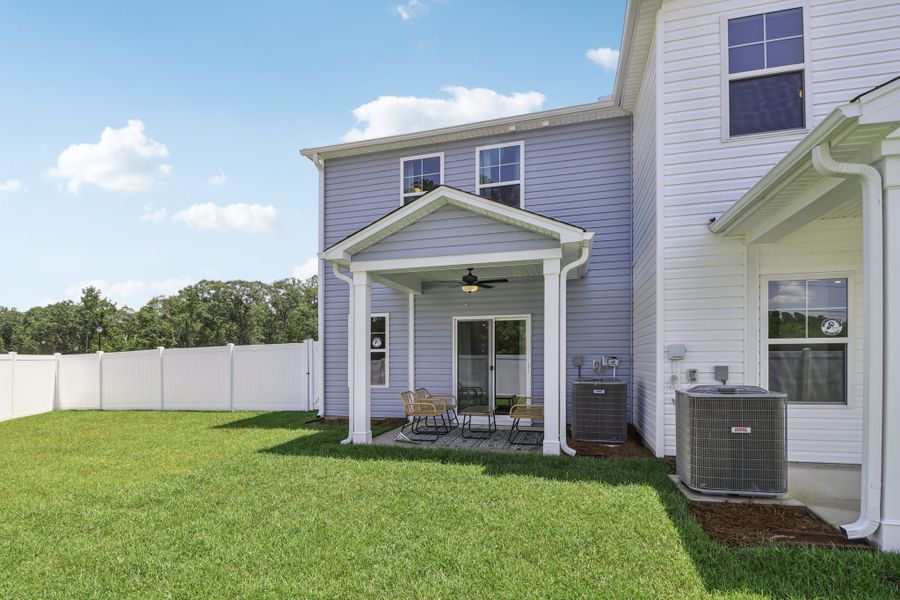 Southwind II - Back Exterior