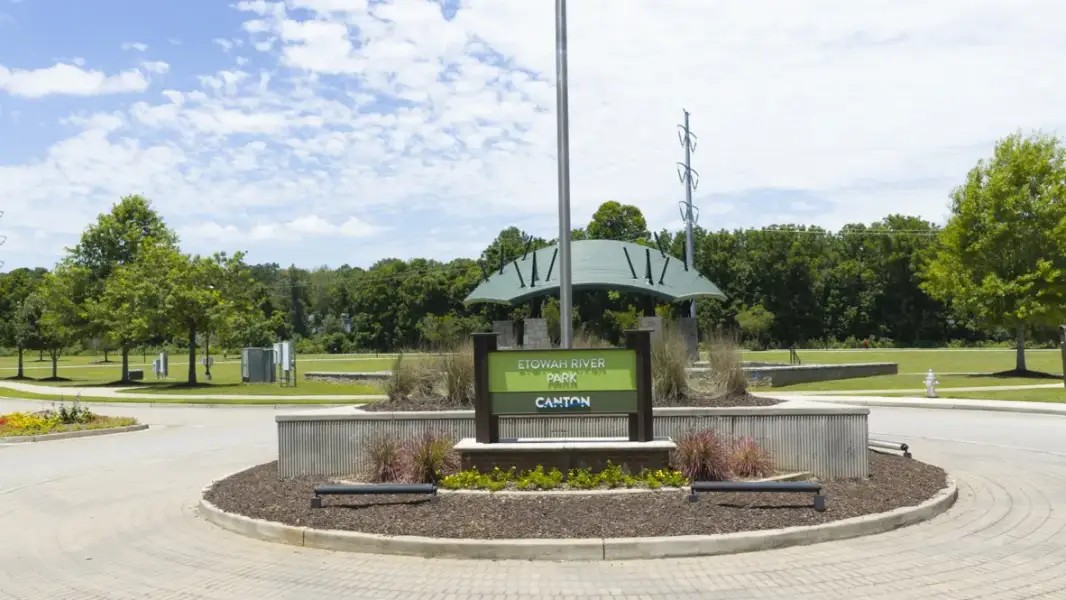 Image 13 of the Keithsburg Crossing community in Canton, GA.
