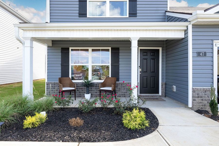 Front exterior of a home in the Hawk's Ridge community, located in Rossville, GA (Image 2).