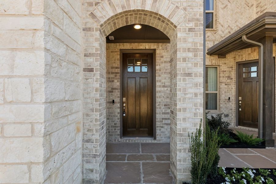 Front exterior of a home in the Timber Ridge community, located in Corinth, TX (Image 33).