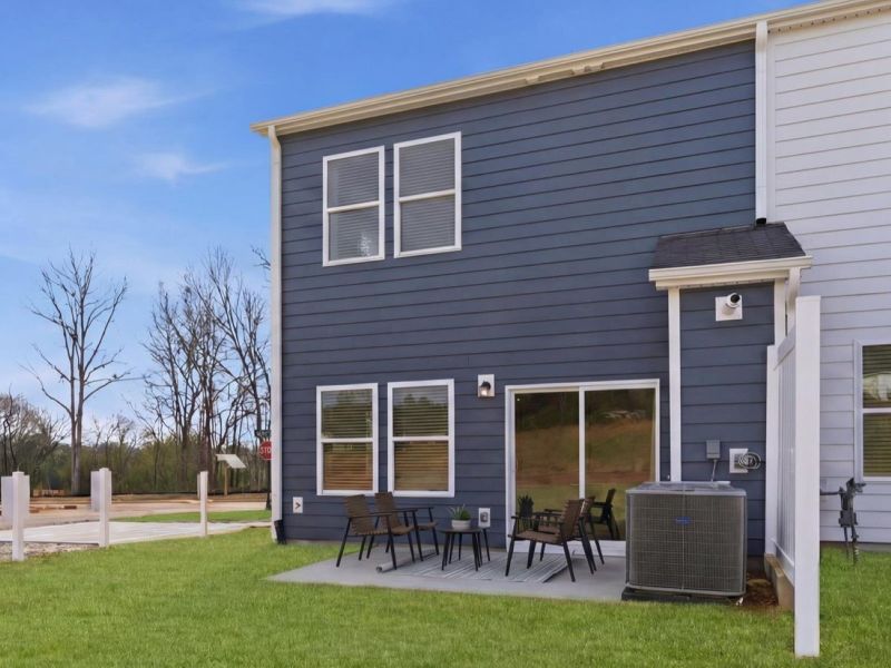 Exterior details of a home in Crossing at Abner Creek Townes, Greer (Image 2). Exterior details of a home in Crossing at Abner Creek Townes, Greer (Image 2).