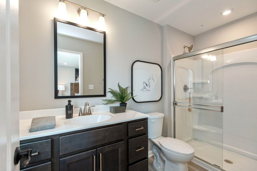 Furnished interior in a model home at Pelican Station in Panama City (Image 12).