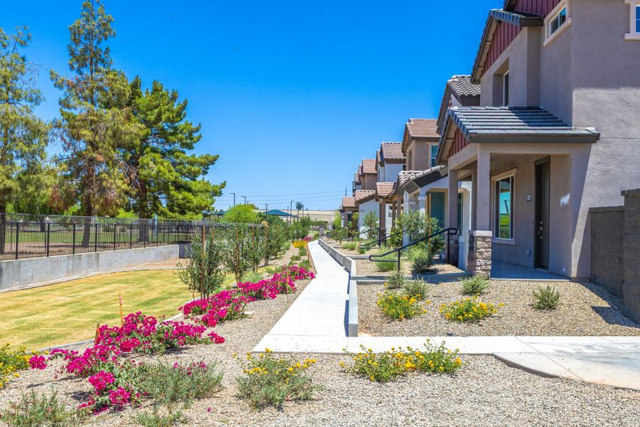 Parkside Villas,85225