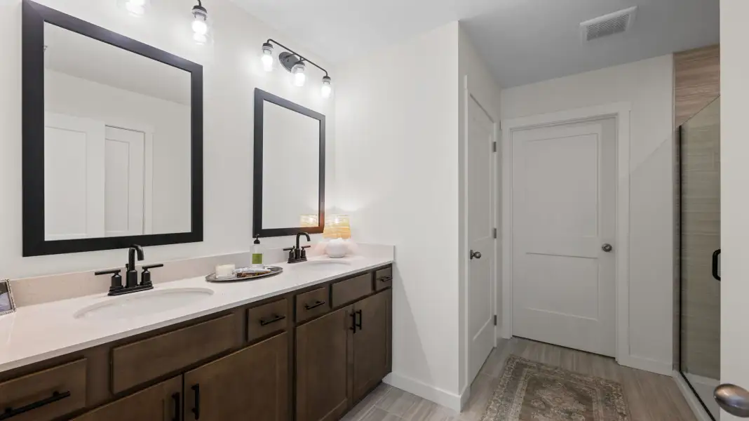 Furnished interior in a model home at Reina Vista in Loudon (Image 27). Furnished interior in a model home at Reina Vista in Loudon (Image 27).