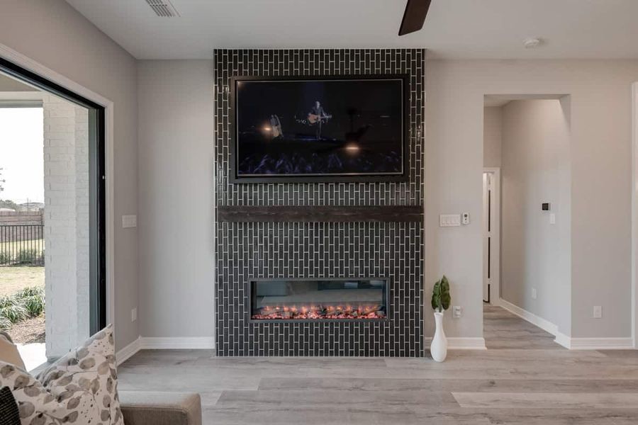 Image 14 of the Haven at Seven Lakes 40 community in Katy, TX.