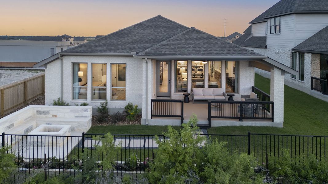Exterior details of a home in Haby Hill 50', San Antonio (Image 3). Exterior details of a home in Haby Hill 50', San Antonio (Image 3).