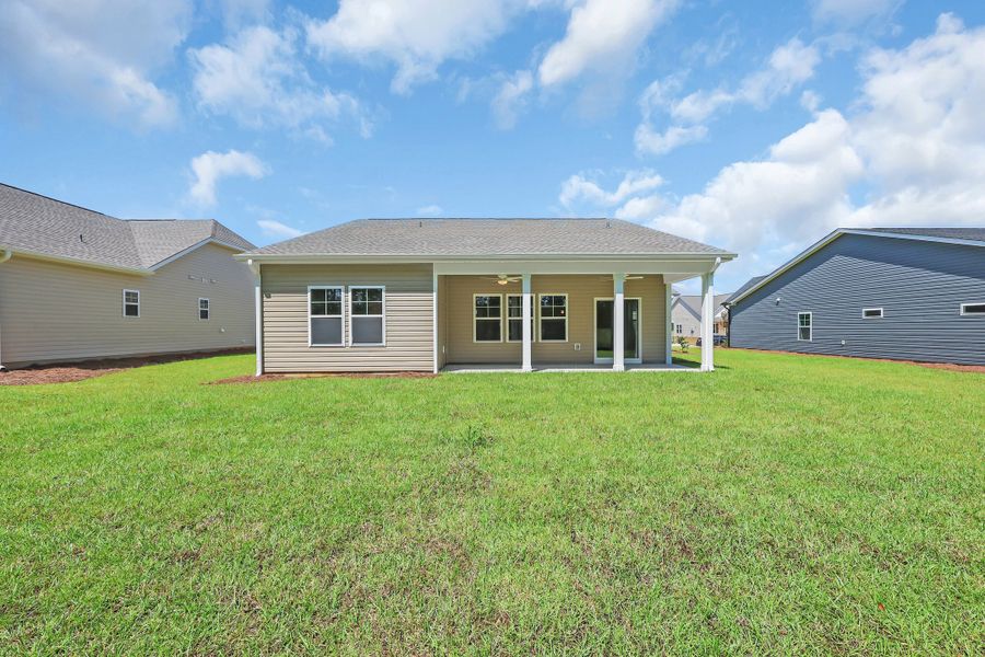 Bailey II - Back Exterior