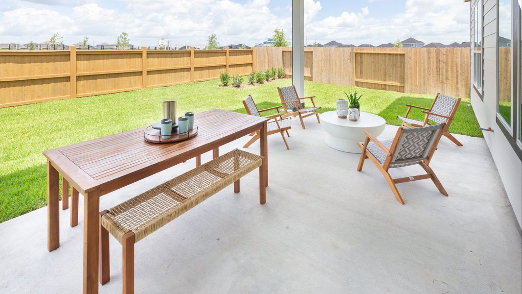 Bluestem Model Covered Back Patio Bluestem Model Covered Back Patio