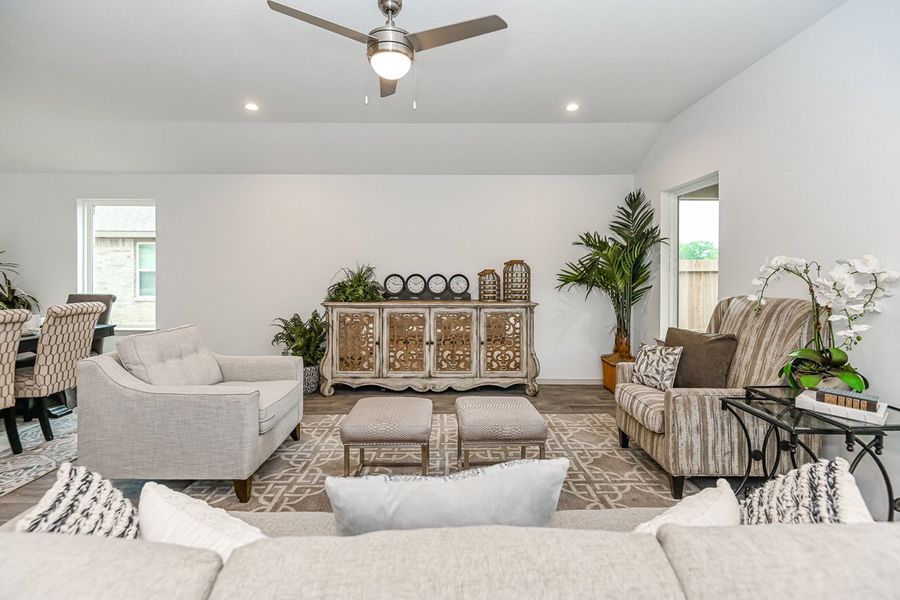 Furnished interior in a model home at Springwood in Beaumont (Image 13).