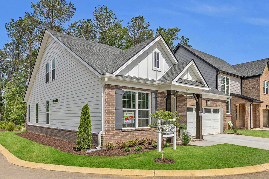 Front exterior of a home in the Givens Park community, located in Chattanooga, TN (Image 10).