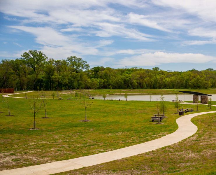 Natural surroundings and green spaces near Trinity Falls in McKinney, TX (Image 61).