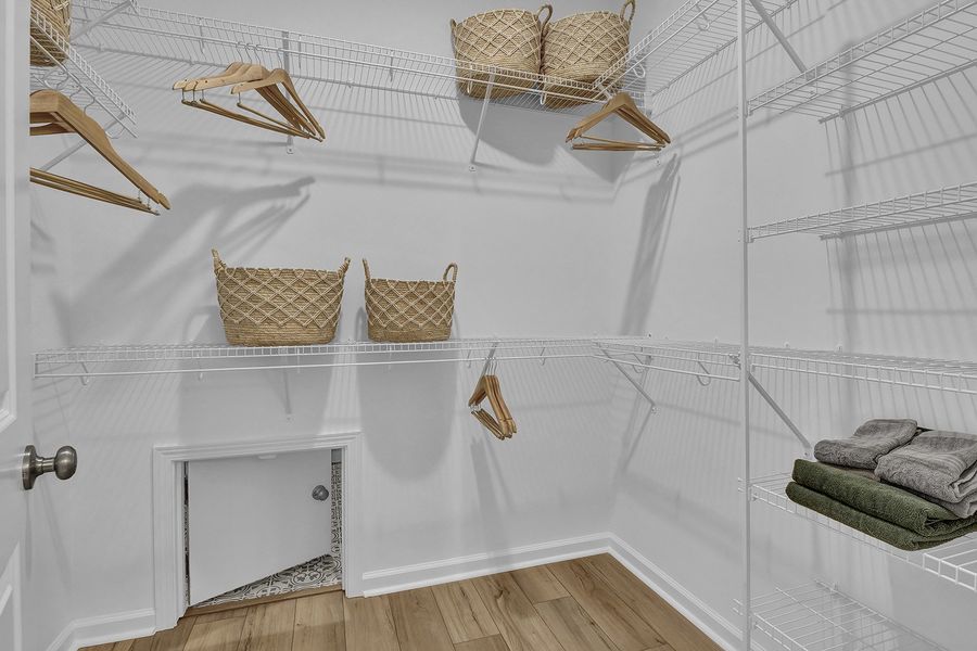 Hydrangea Plan - Primary Closet with Laundry Access