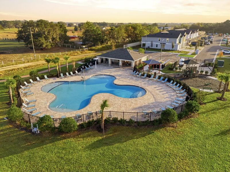 Community amenity available to residents of Grove at Crosswinds in Haines City (Image 3).