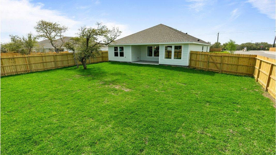 Exterior details of a home in Kokomo, Rockport (Image 3).