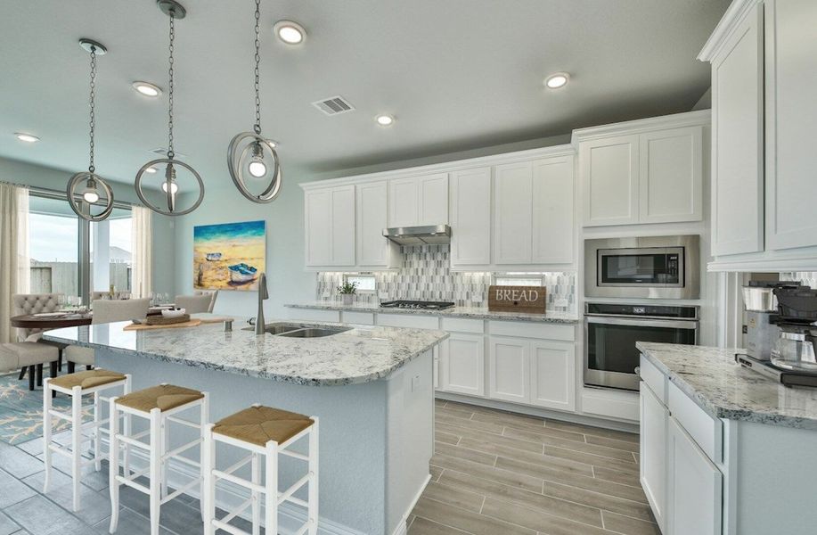Image 8 of the Bluewater Lakes community in Manvel, TX.
