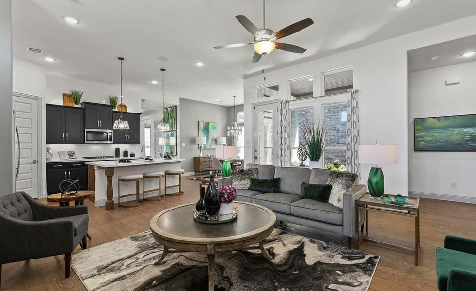 Image 20 of the Mercer Crossing community in Dallas, TX.