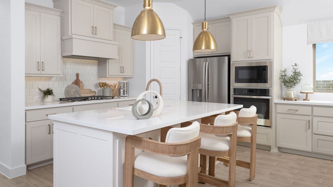 Furnished interior in a model home at Myrtle Creek 60' in Waxahachie (Image 6).