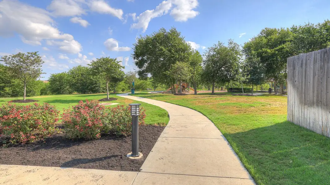 Image 44 of the Sunset Oaks community in Maxwell, TX.