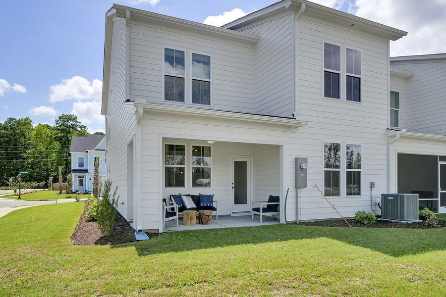Hyacinth Plan - Covered Porch