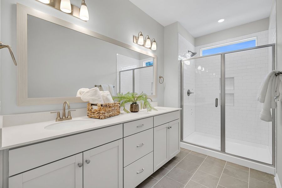 Moonflower | Primary Bath
