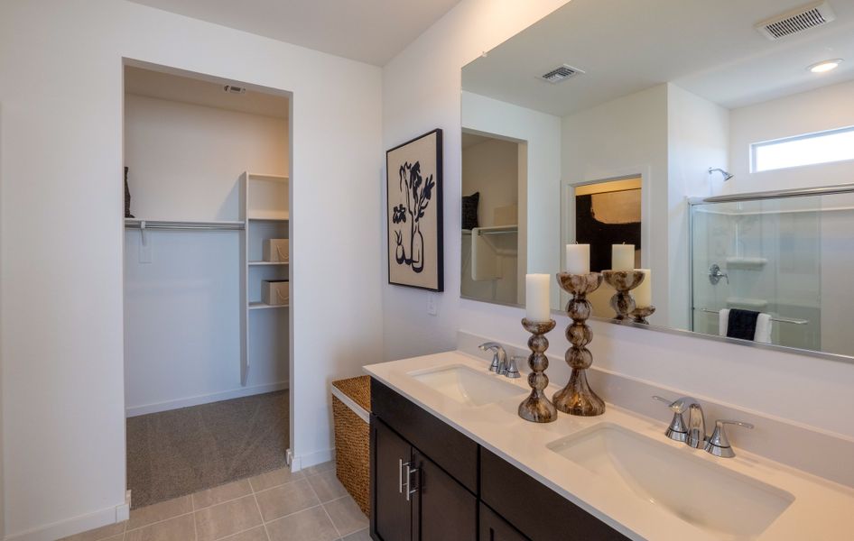 Furnished interior in a model home at Mountain View Estates Reserve Series in Buckeye (Image 5).