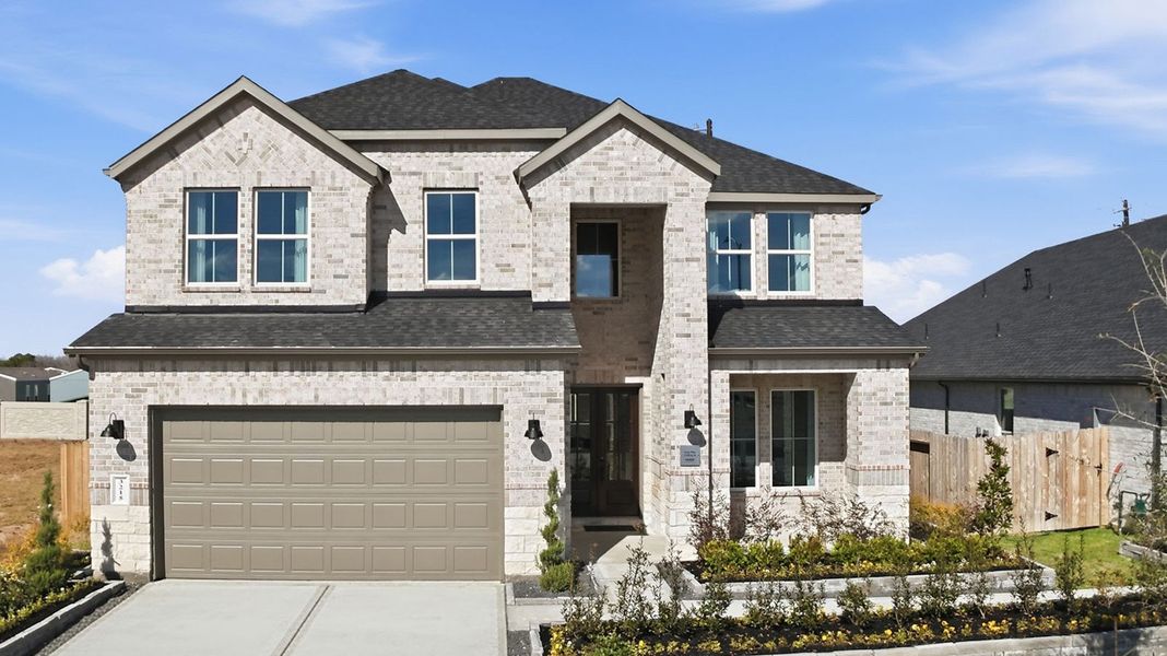 Front exterior of a home in the Davis Harbor community, located in League City, TX (Image 2).