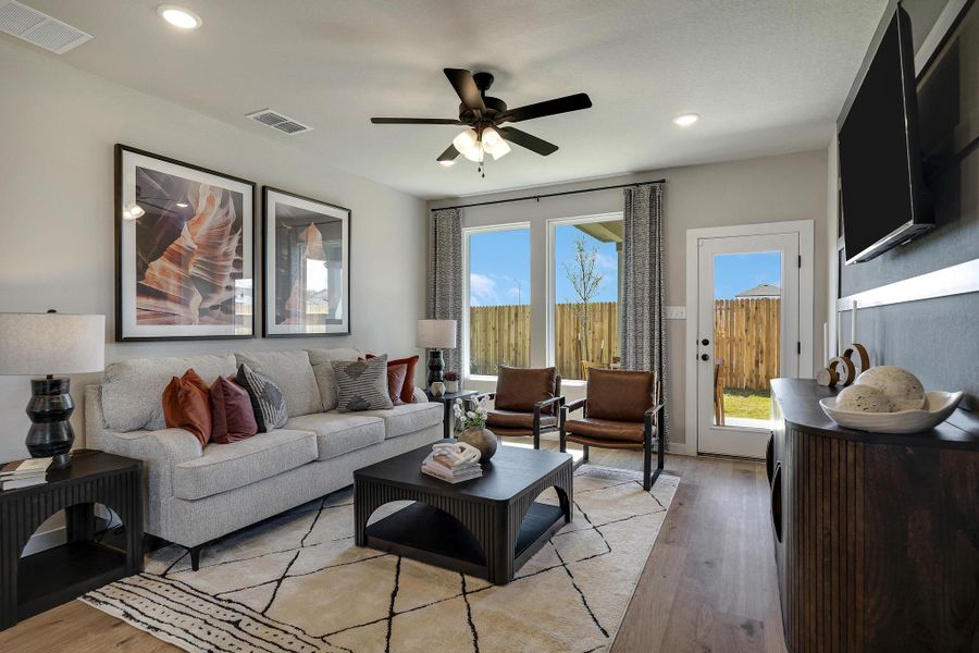 Fairway Crossing Model - Ellis