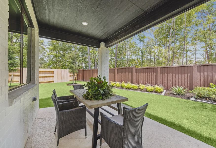 Plan 3059 model outdoor living - 6 of 9 Plan 3059 model outdoor living - 6 of 9