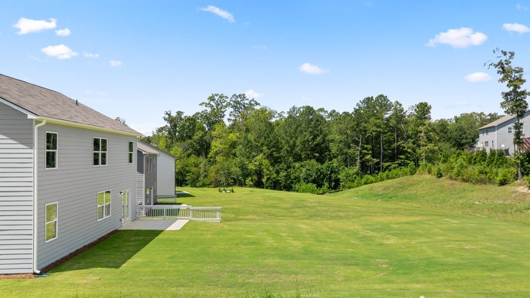 Front exterior of a home in the Lost Creek community, located in Dallas, GA (Image 10).