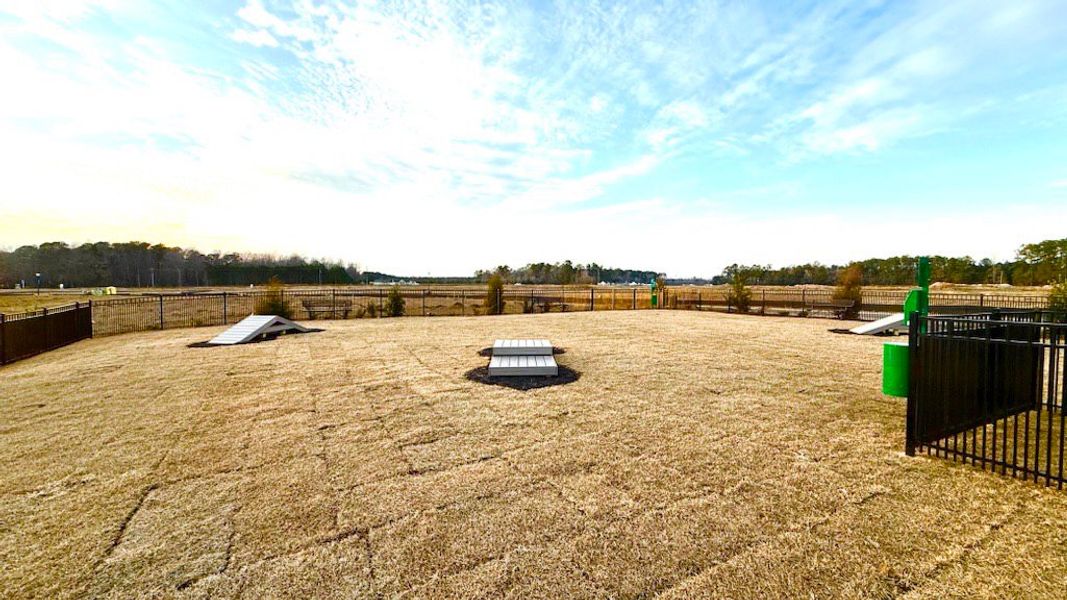 Community amenity available to residents of Sutton Farm in Loris (Image 12).