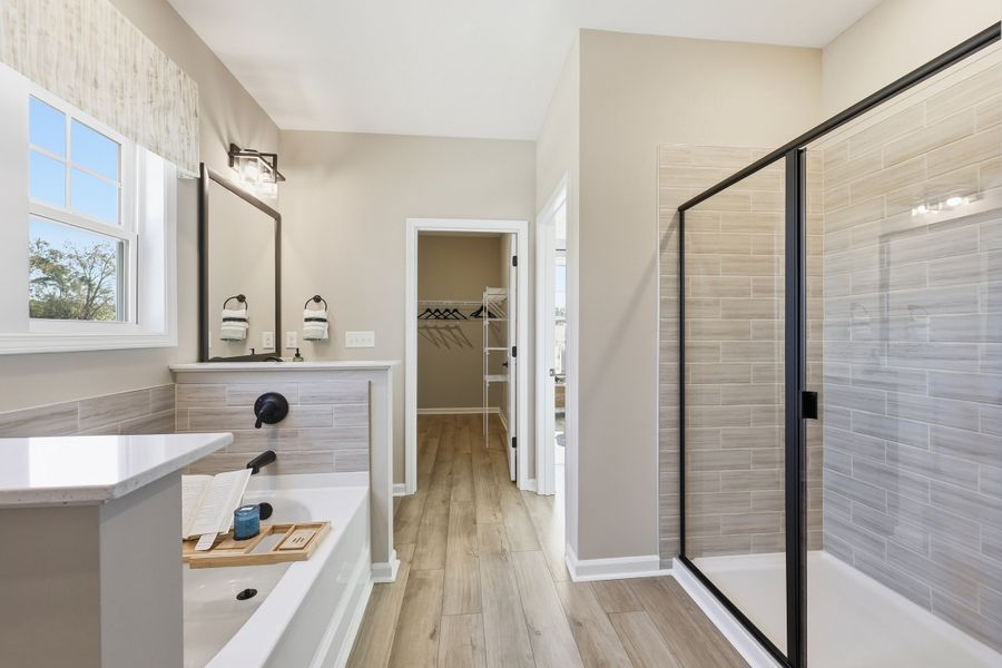 Rivercrest II - Primary Bath