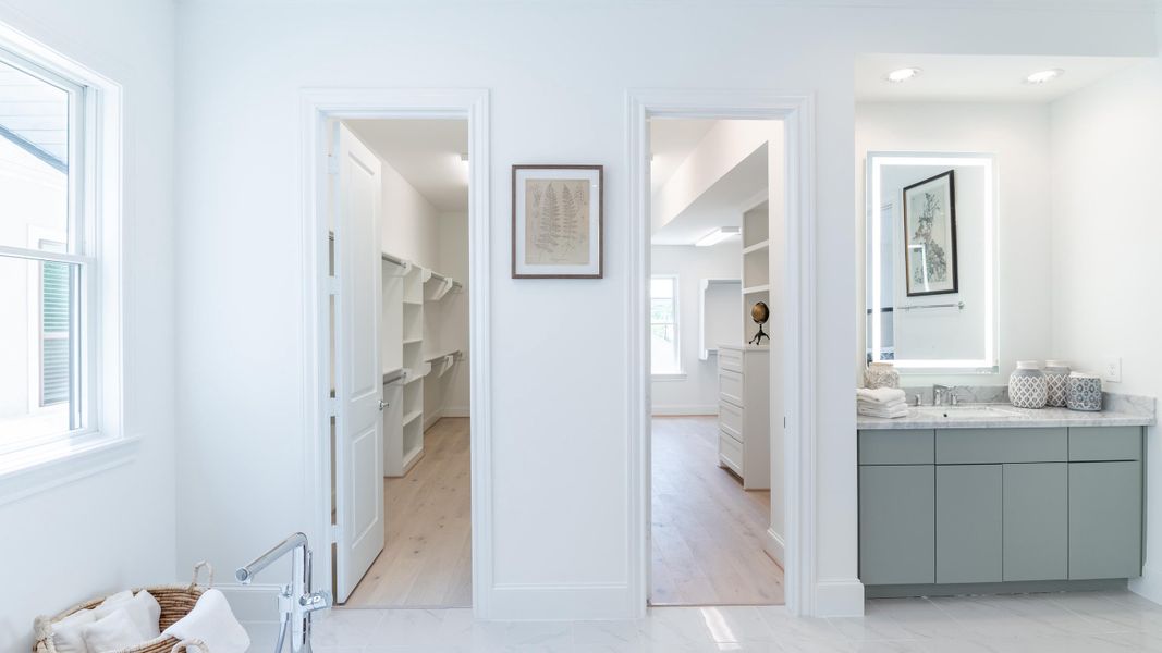 Furnished interior in a model home at Crocker Street in Houston (Image 16).