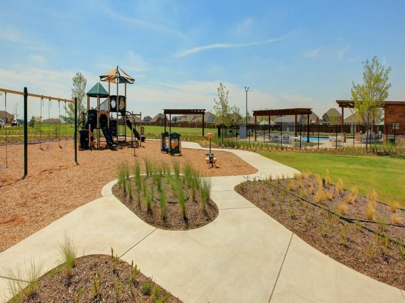 Image 4 of the ArrowBrooke - Reserve Series community in Aubrey, TX.