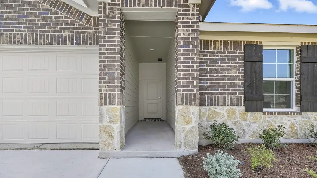 Exterior details of a home in Three Oaks, Sherman (Image 3).
